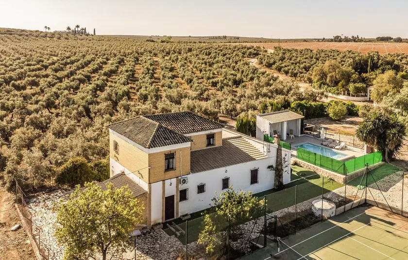 Cozy Home In Puente Genil - Image 1