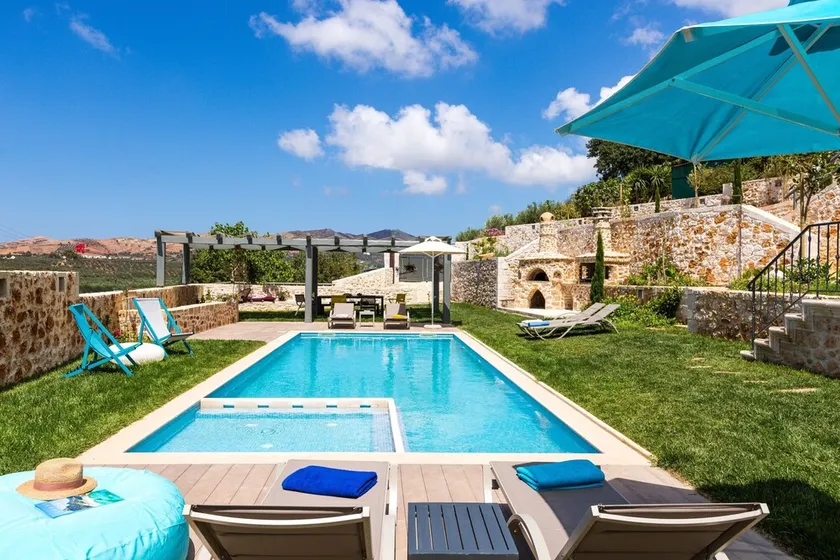 Villa complex nearby Rethymno with stunning countryside views! - Image 1