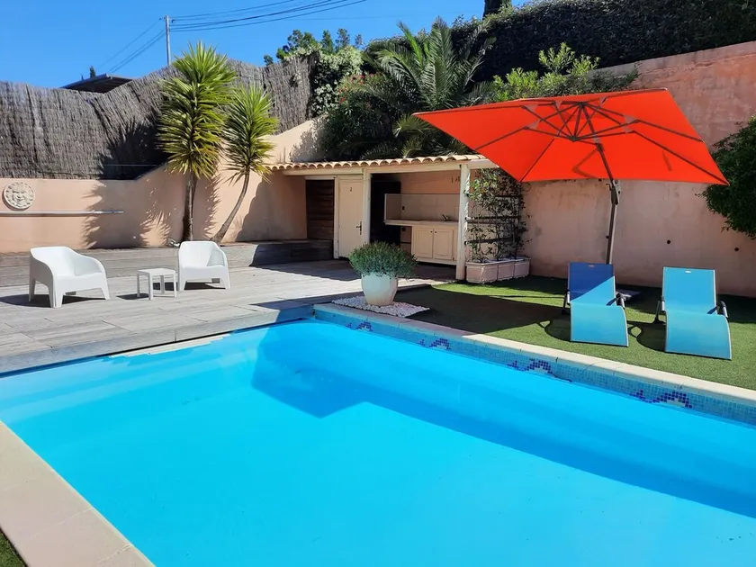 Villa climatizzata tra Cannes e St Tropez, piscina riscaldata a 900 m dal mare - Image 1