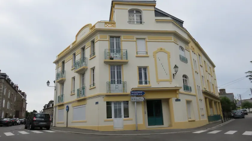 Dinard Appartement spacieux proche plage St Enogat - Image 1