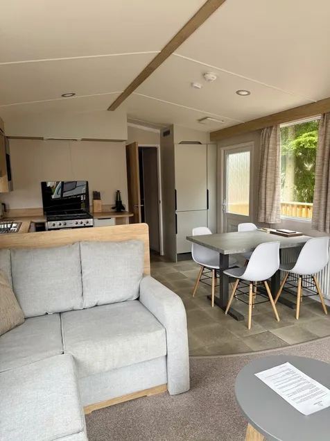The Springer Van - Beautiful, luxury static - Image 1