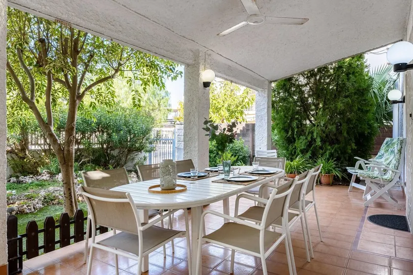 Villa 30 m from the beach Cambrils - Image 1