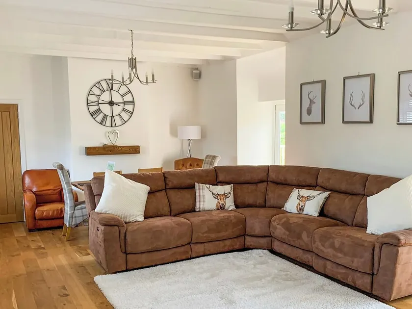 An ideal cottage for friends and family to enjoy a relaxing break. - Image 1