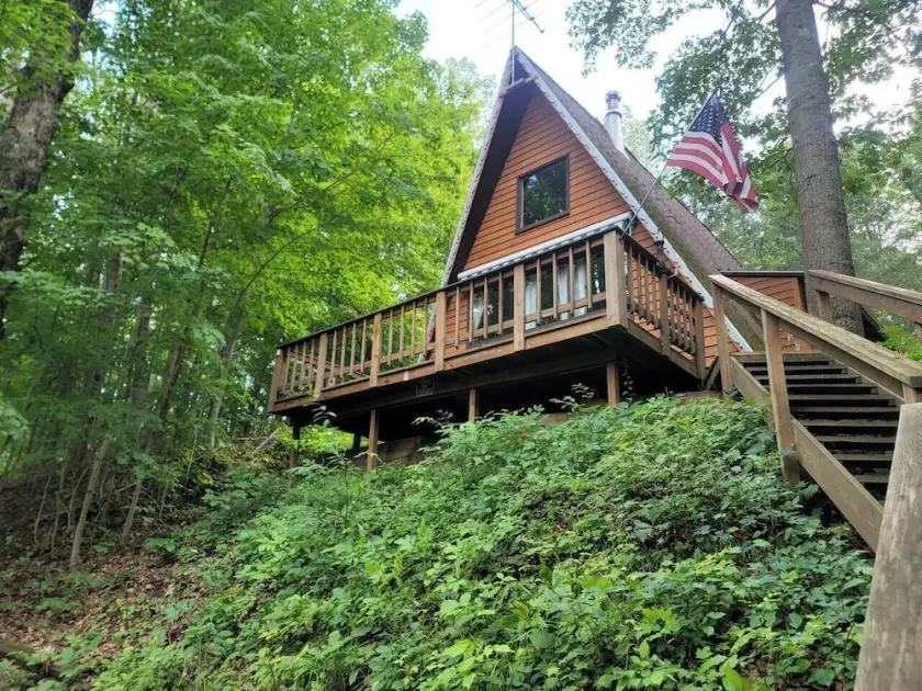 Luther Secluded Riverfront A-Frame - Image 1