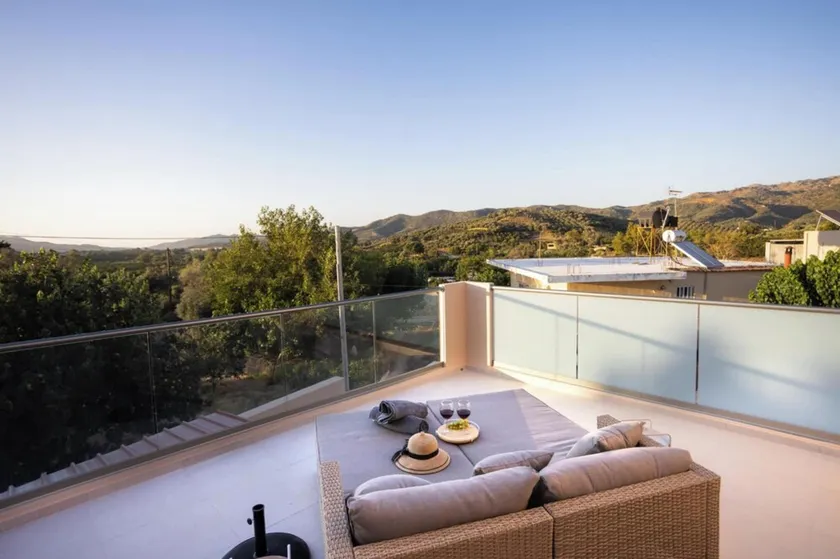 Roots Villa - Image 1