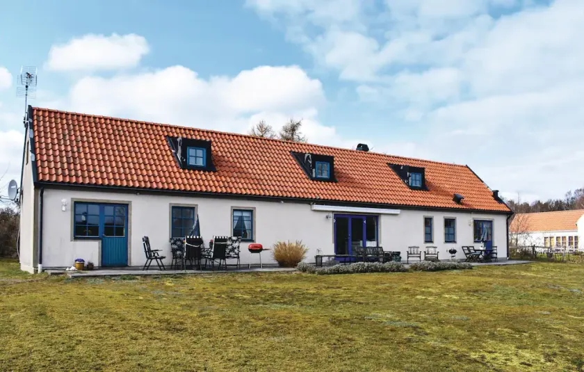 Belle maison de 3 chambres à Borrby - Image 1