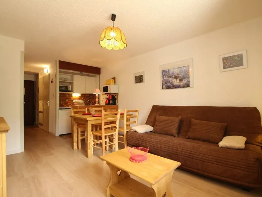 Studio 4 pers. à Serre-Chevalier avec balcon, parking, animaux admis - Image 1