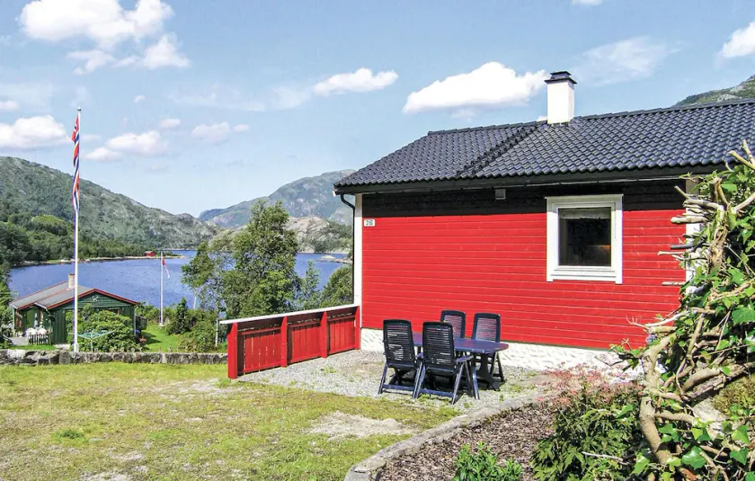 Stunning home in Dalsøyra - Image 1