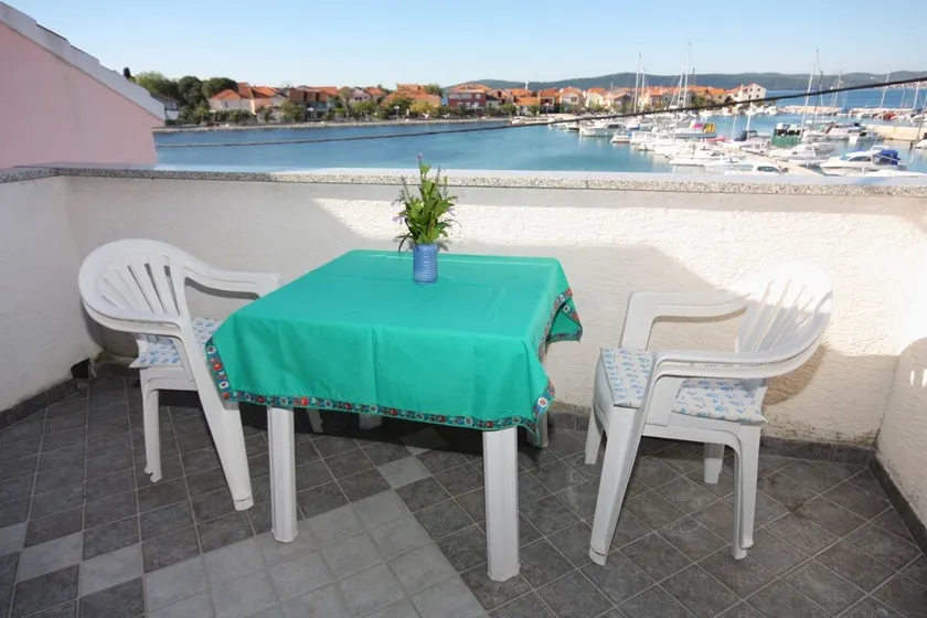 Studio flat with terrace and sea view Bibinje, Zadar (AS-5759-b) - Image 1