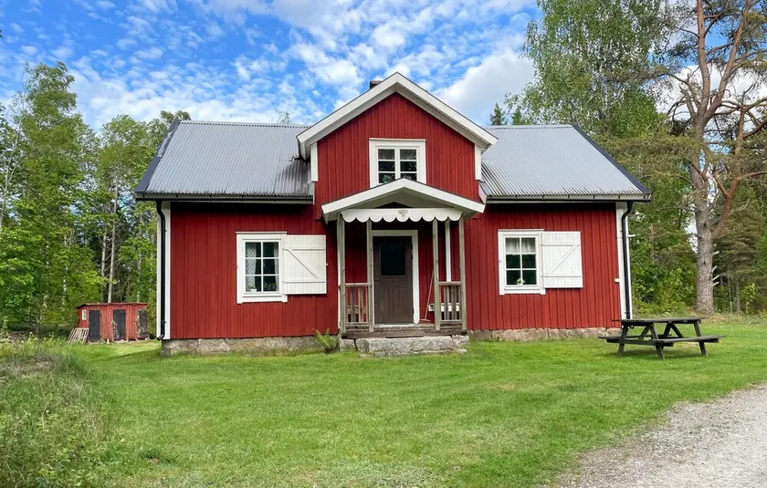 Superbe maison à Vislanda avec cuisine - Image 1