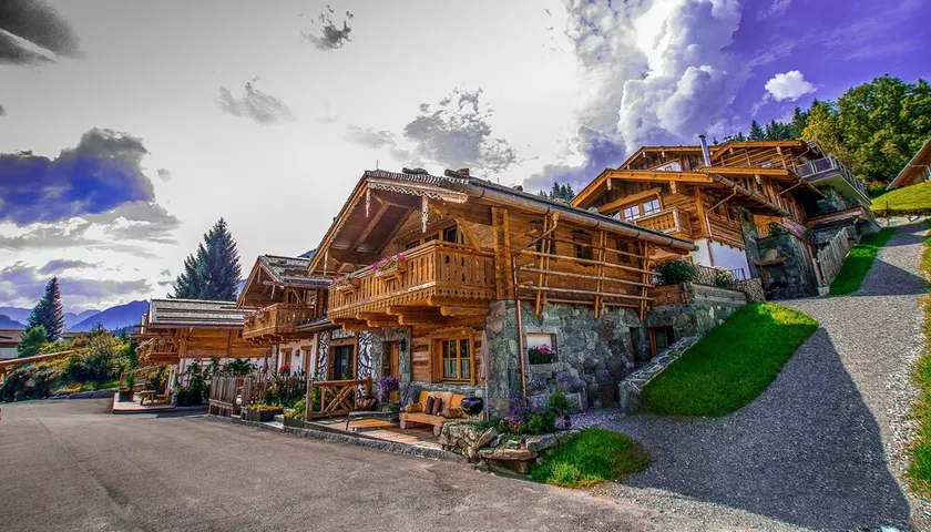 Almdorf Flachau - Luxus Hüttenurlaub - Image 1