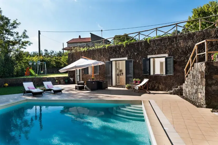 Vacation Home en Ragalna con 2 habitaciones, capacidad 4 - Image 1