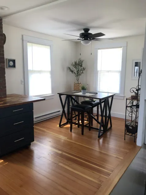 Cozy Carriage House near Mystic - Image 1