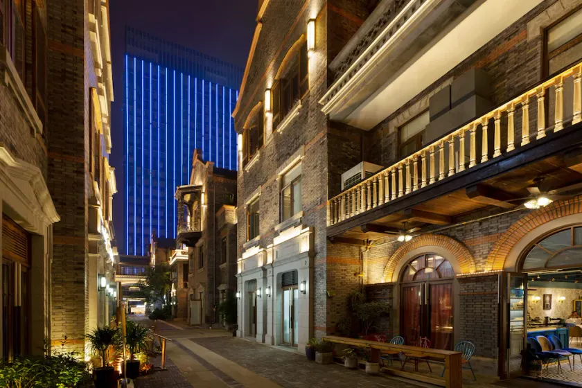 Hyatt Place Chengdu Pebble Walk - Image 1