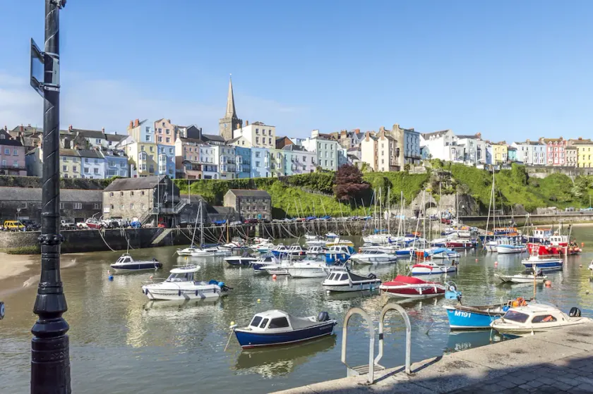 Tipyn O Haul - 1 Bedroom Apartment - Tenby - Image 1