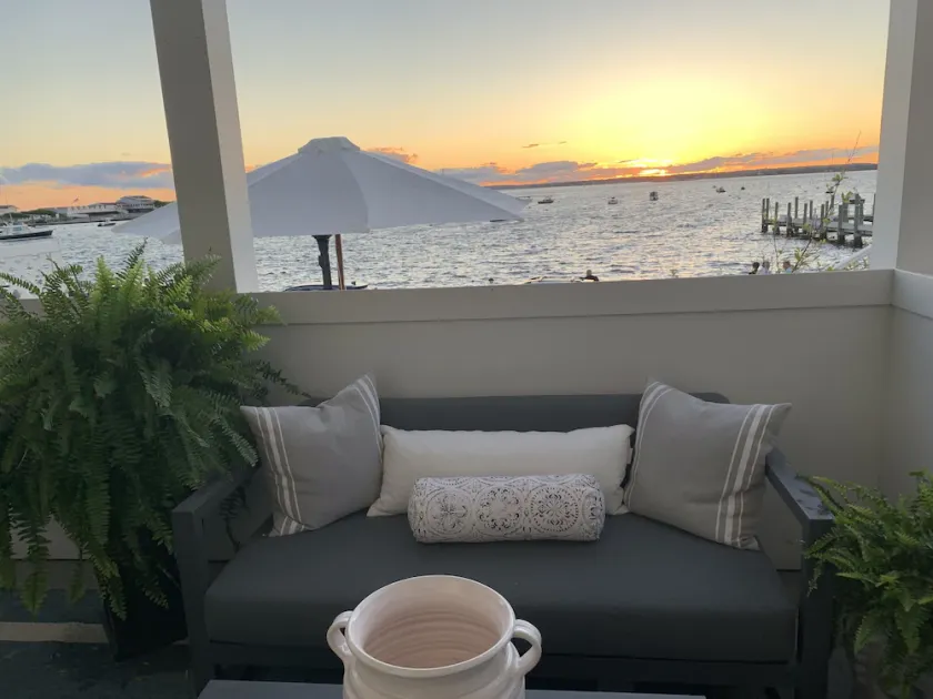 Exquisite yachts & sunsets, total elegance -2178718 - Image 1