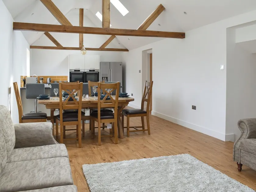 Alojamiento de 4 habitaciones en Brabourne, near Ashford - Image 1