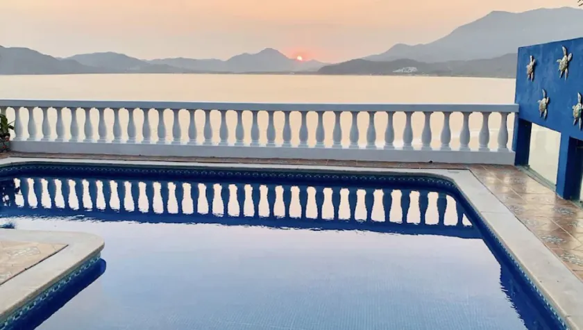 Spectacular views!!! With a stunning sunsets. - Image 1