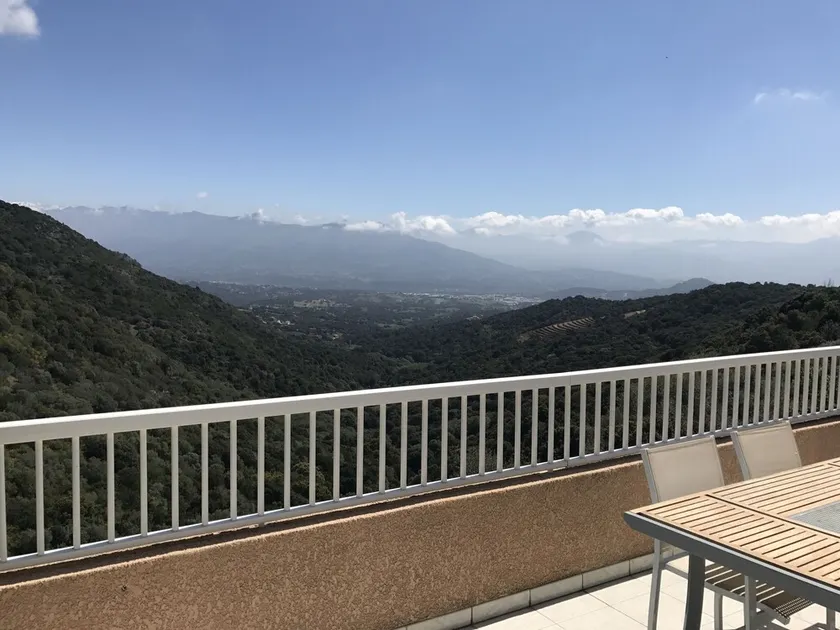 Villa for 7 people with swimming pool car rental 🚗 possible 5 or 7 seats - Image 1