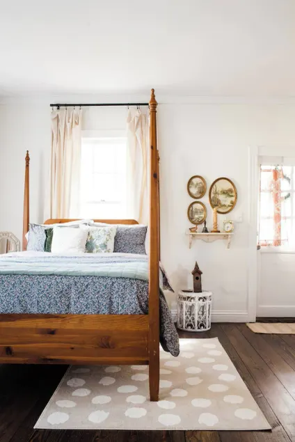 Cozy Millbrook Cottage | Pool Access Near Capitol - Image 1