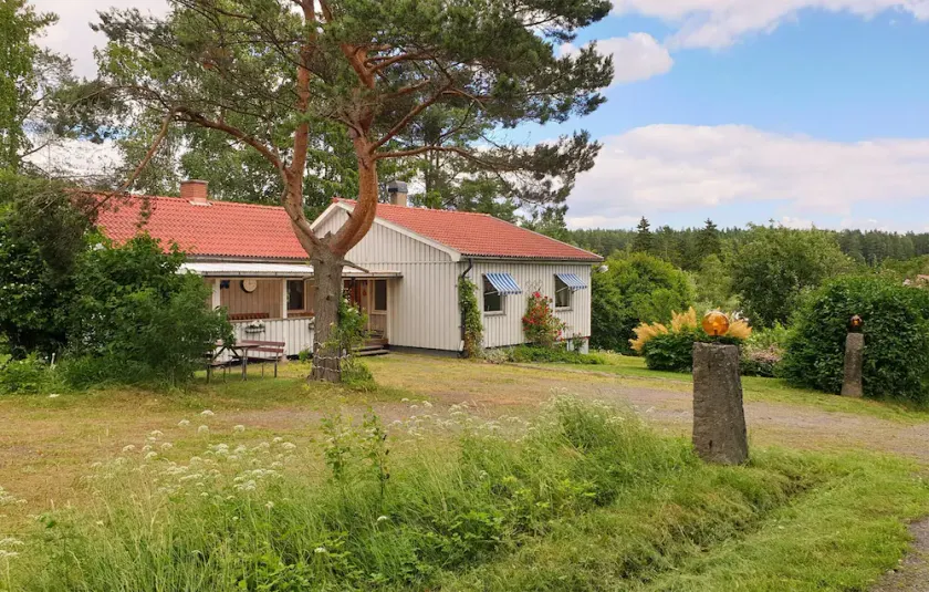 3 Bedroom Pet Friendly Home In Säffle - Image 1