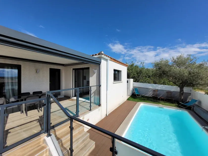 TOUT CONFORT,  PROCHE PLAGE avec PISCINE PRIVÉE et TERRAIN DE PÉTANQUE - Image 1