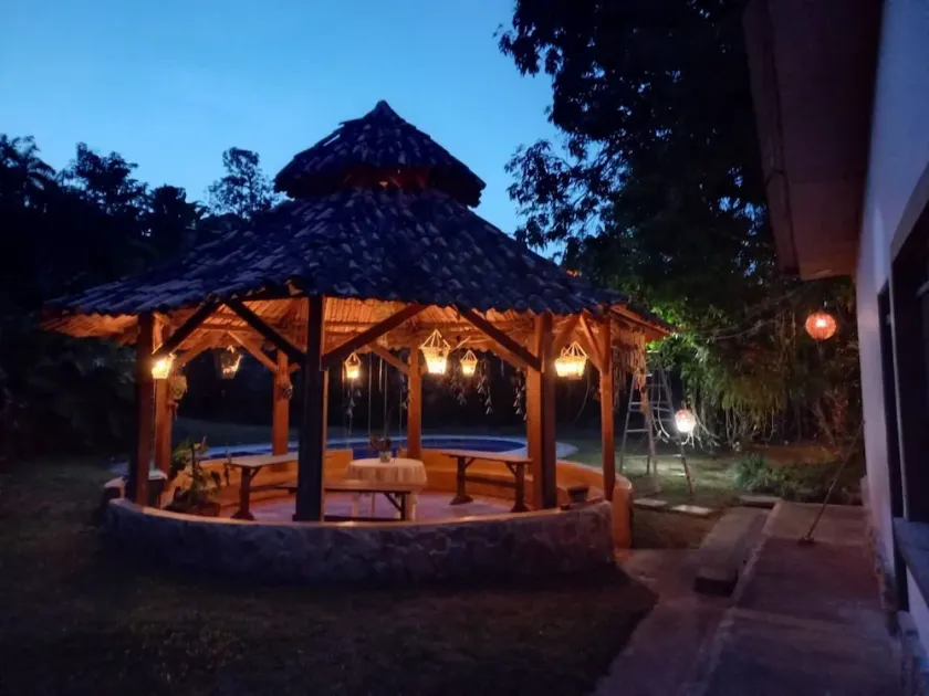 Casa Naranjo - Image 1