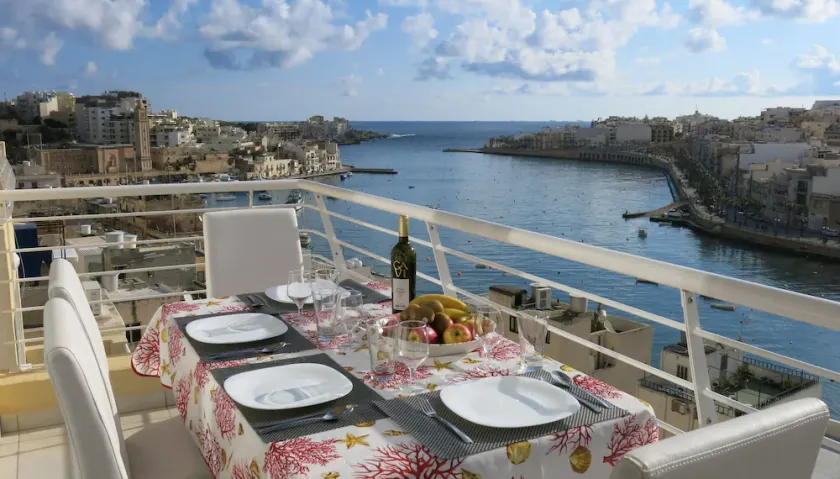 Penthouse - absolutely stunning sea views - spacious, bright, all round terraces - Image 1
