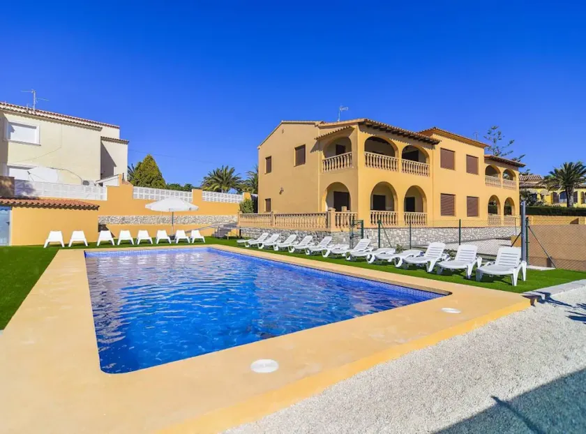 Villa Ambar - PlusHolidays - Image 1
