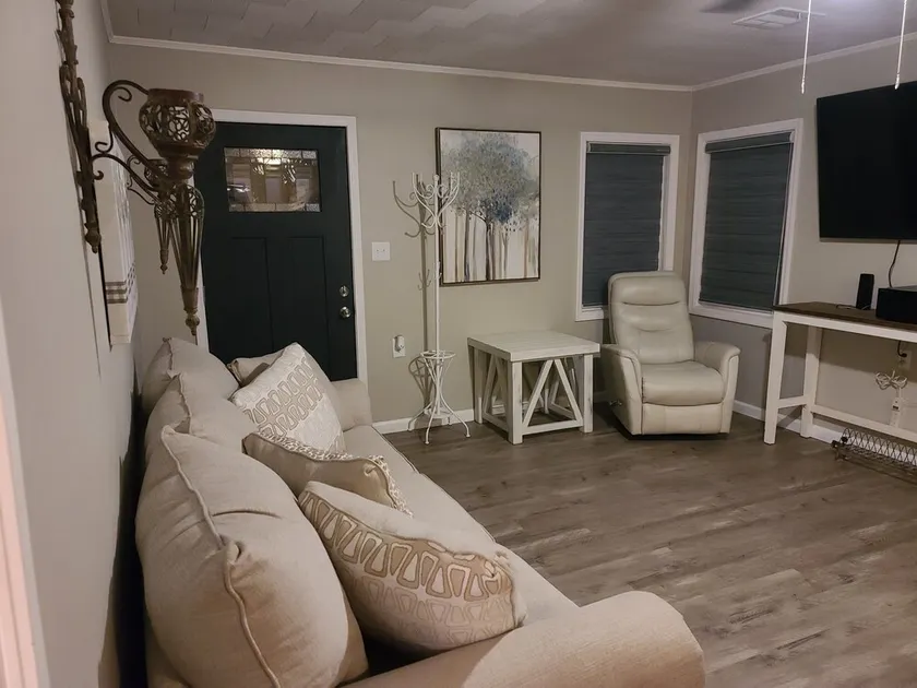 sold property,  not available. - Image 1