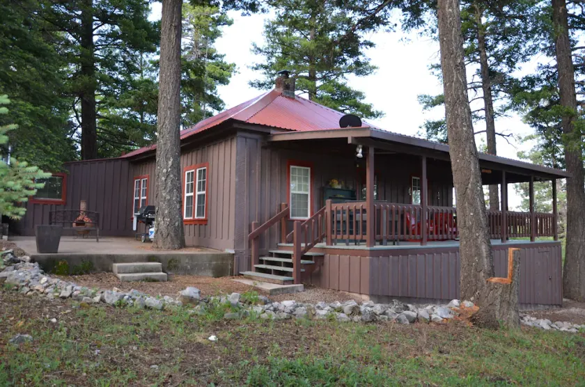 Gemütliches 3 Schlafzimmer, 2 Bäder, historisches Cabin Retreat, perfekte Lage! - Image 1