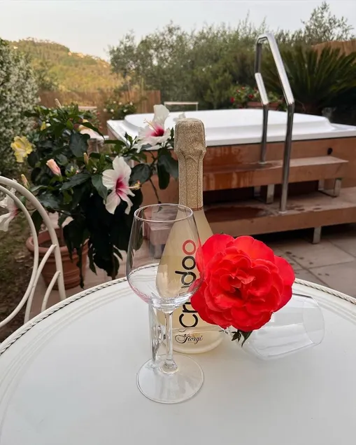 L’alcova delle fate è un nido romantico. jacuzzi privata e panorama mozzafiato - Image 1