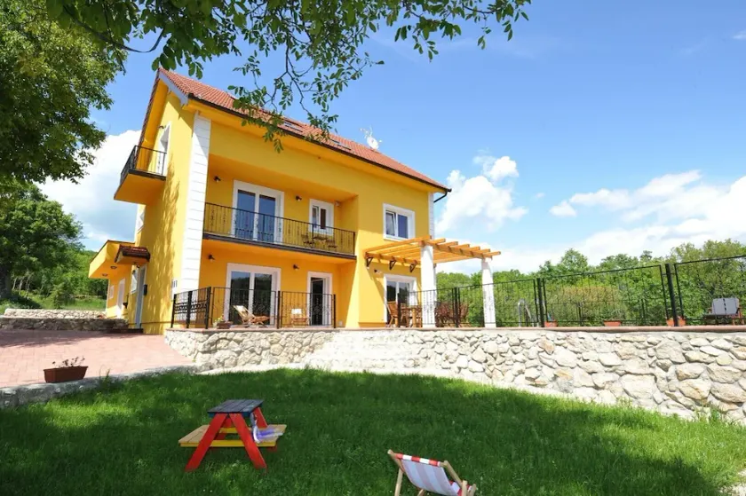Villa Parta near Trilj, private pool - Image 1