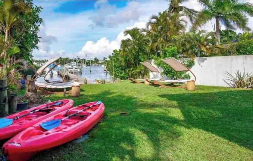 Manatee Pocket! Whole House & Backyard to Yourself - Image 1