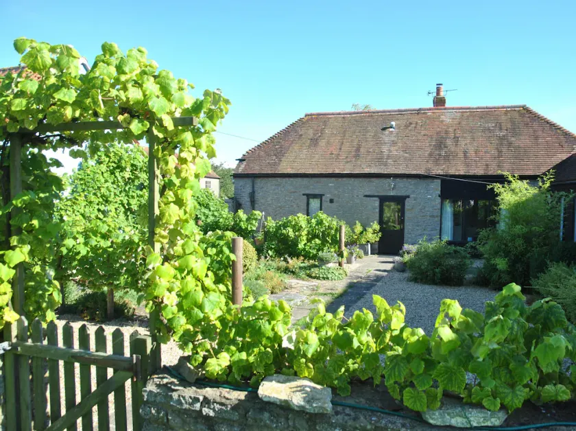 Courtyard Barn 5* rated in stunning rural location on Somerset, Dorset  border. - Image 1