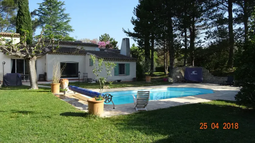 Bastide Provençale à découvrir - Image 1
