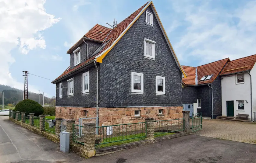 2 Bedroom Amazing Apartment In Suhl - Image 1