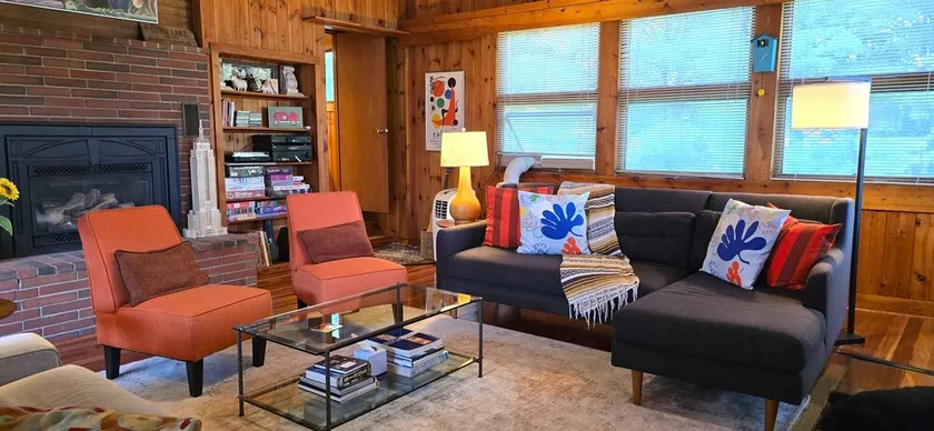 +Sunny+ Design Inspired, Modern, Lakeside,  Historic Beauty!! - Image 1