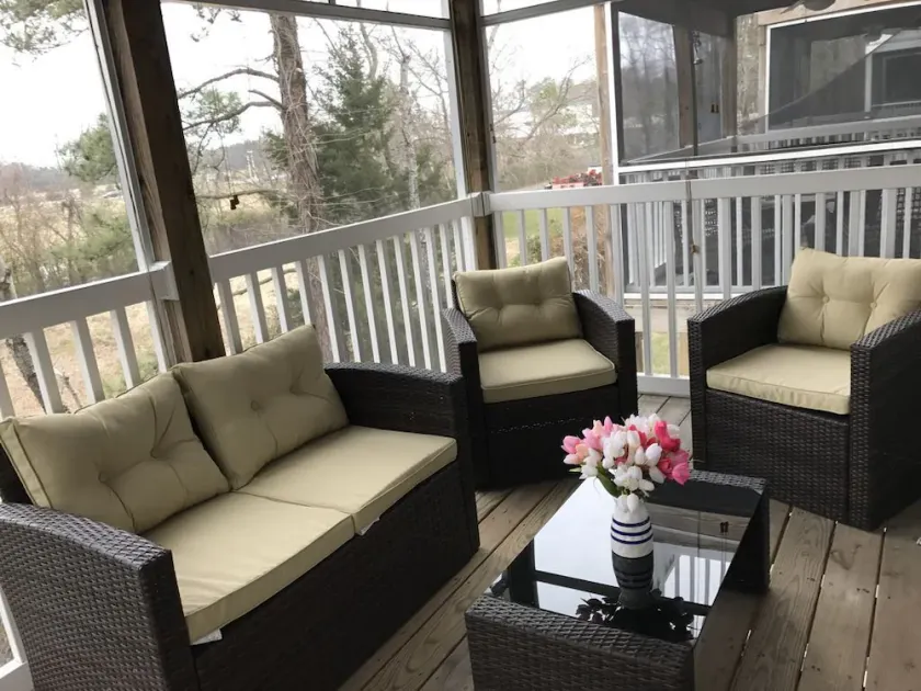 Spacious 4 Bed, 4,5 bath. Pet friendly. Come enjoy Rehoboth! - Image 1