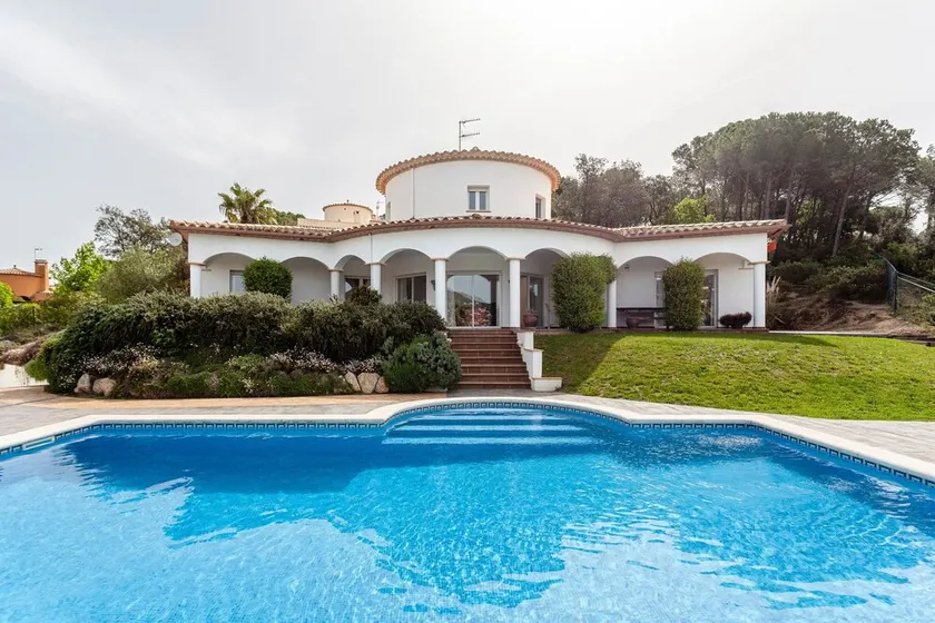 Villa Blanca - Image 1