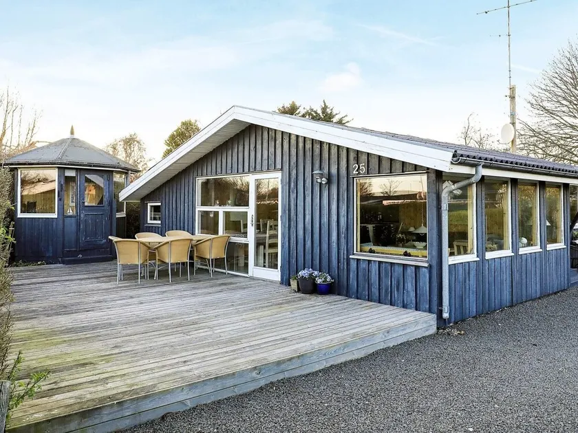 4 stjernet sommerhus i Sæby - Image 1