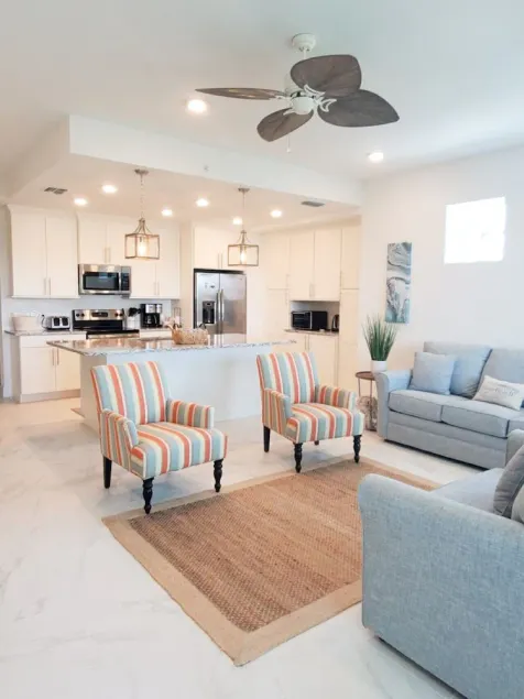 All the Beachy Vibes at Tranquil Sunrise- Luxury Condo - Anna Maria! - Image 1