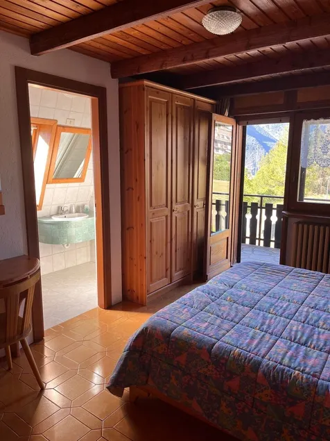 Hotel Des Amis - Image 1