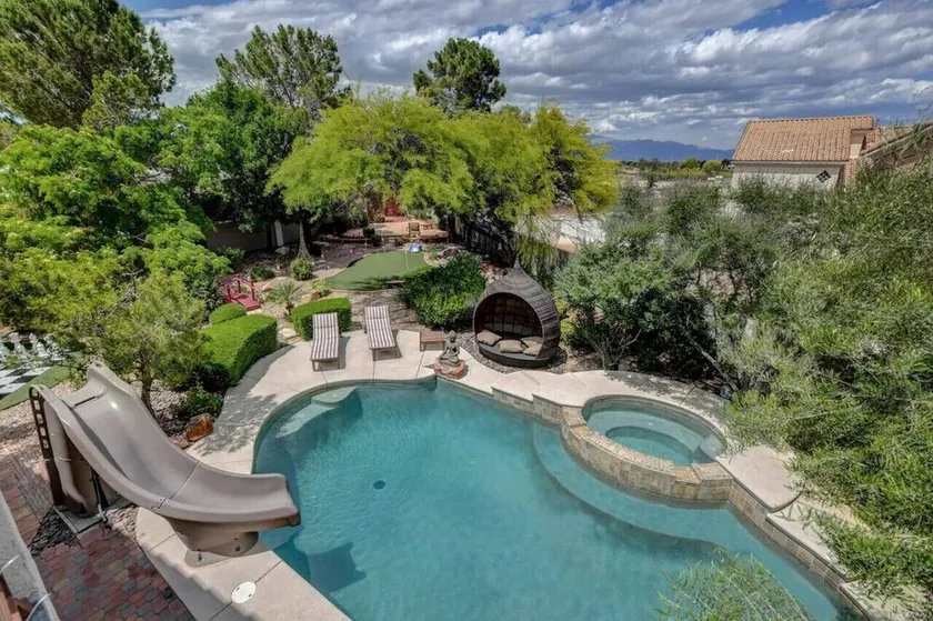 💜Stunning Luxury Villa, Pool, Sauna, Spa, Basketball, Minigolf, Riesenschach🎀 - Image 1
