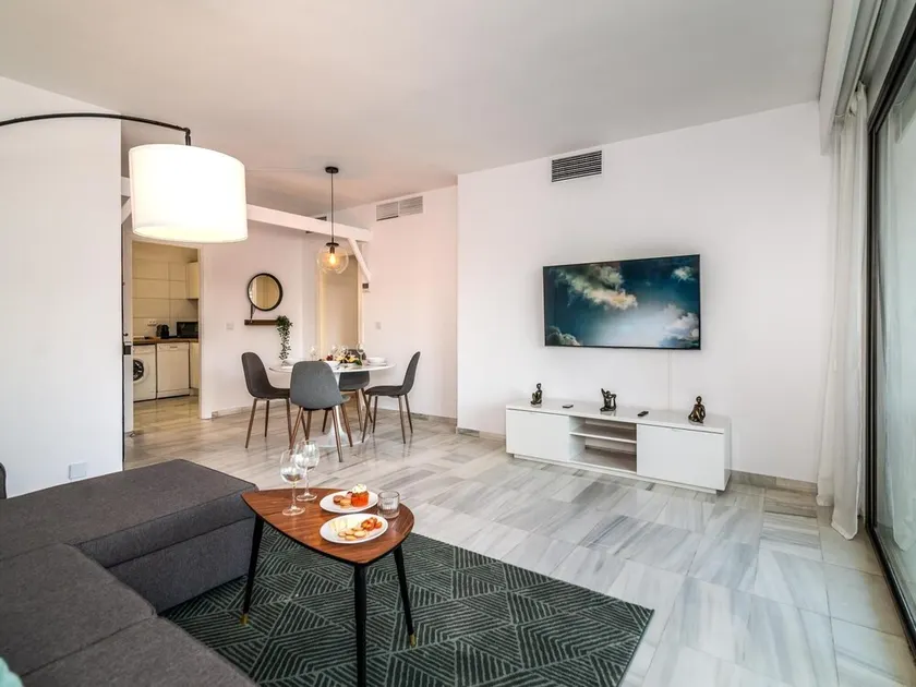 New and Modern Apartment in the heart of Puerto Banús - Image 1