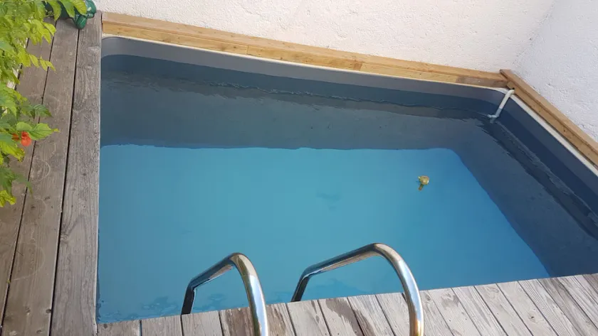 Maison de Village , Piscine Dans Cuve à vin , 10 min de la mer - Image 1