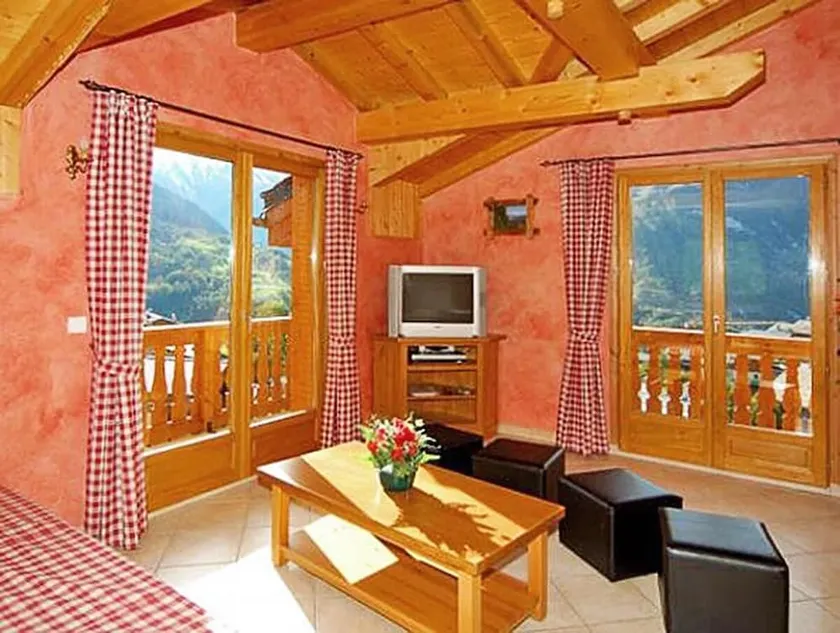 Landhaus, bis 150m skipiste, sauna, terrasse, balkon, kamin oder ofen für holz, parkmöglichkeiten - Image 1