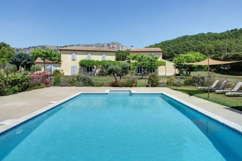 Villa avec piscine chauffée et jacuzzi privé au coeur du Luberon - Provence - Image 1