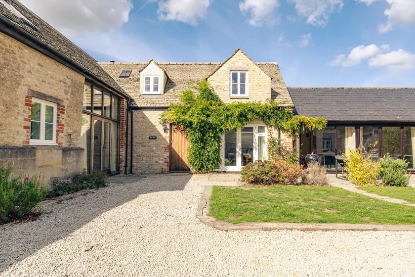 Large 5 bedroom holiday let in the Cotswolds - The Barn - Image 1