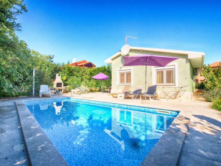 House 1201/11039 (Istria - Banjole), 450m from the beach - Image 1